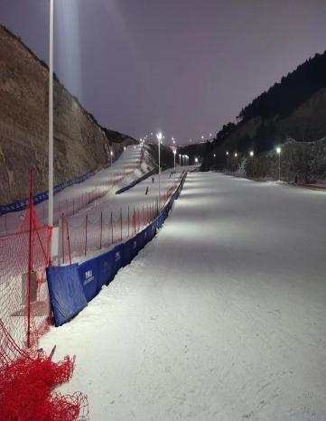 长治亚布洛尼滑雪场